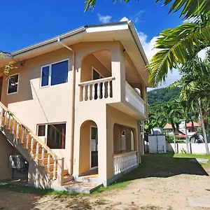 Apartment Gt Self Catering, Beau Vallon (Mahe)